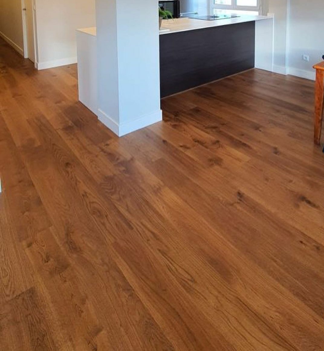 TARIMA MADERA MULTICAPA MADERA ROBLE RUSTICA MICROBISELADO OFERTAS SUMINISTRO ESPA&Ntilde;A